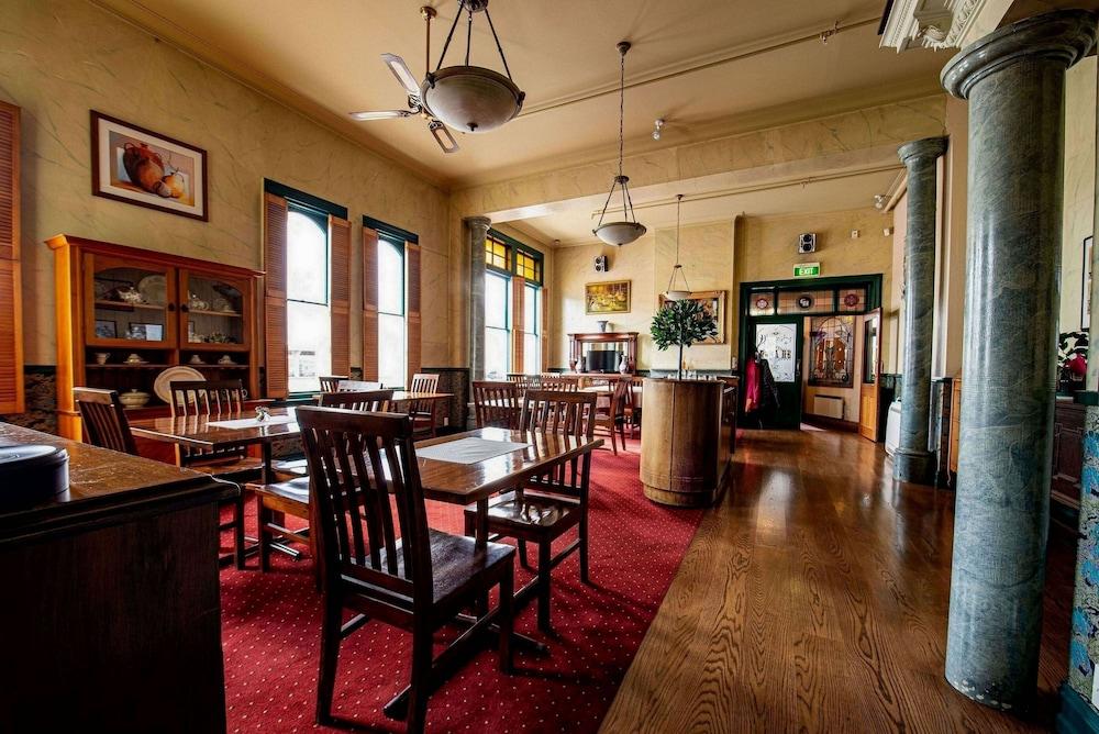 Victoria Railway Hotel Invercargill Buitenkant foto