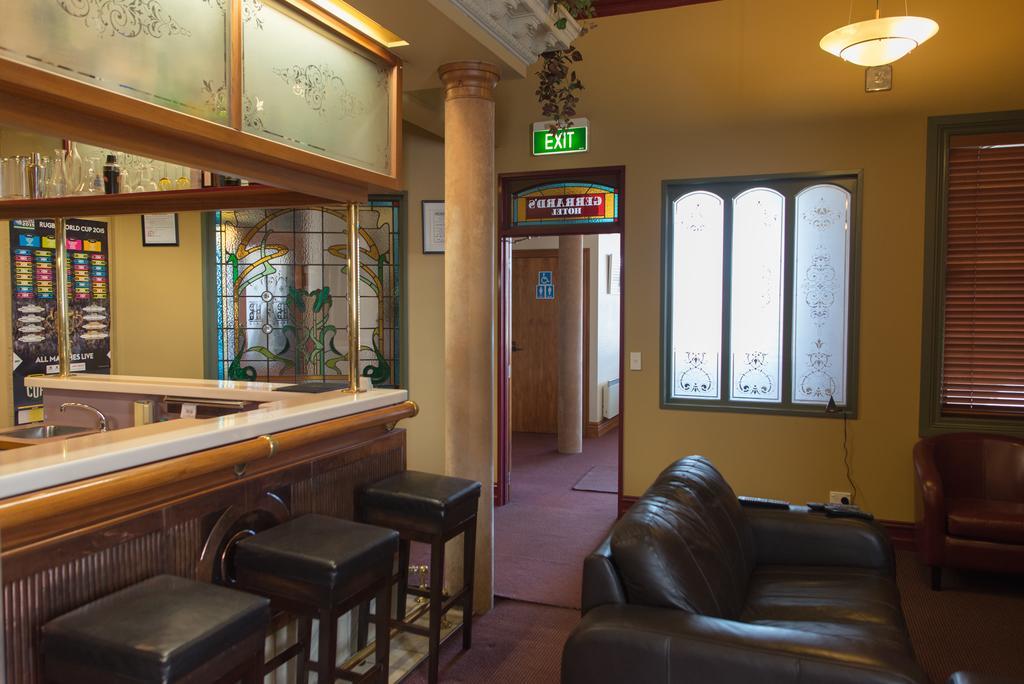 Victoria Railway Hotel Invercargill Buitenkant foto
